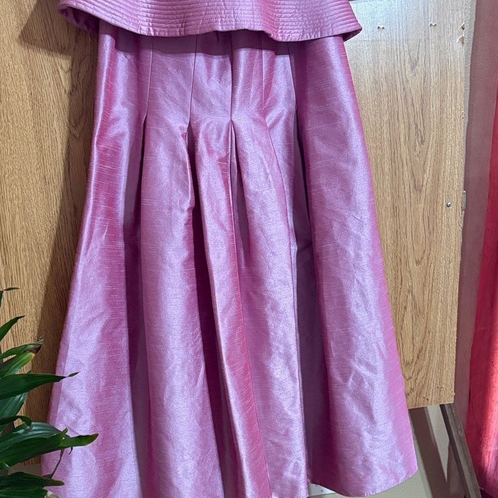 JS Collections Mauve Skirt Set - Picture 10 of 14